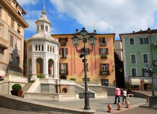 Dirigente di banca a processo per truffa per gli swap al Comune